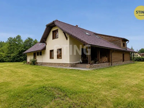 Prodej domu 708 m², pozemek 8148 m²