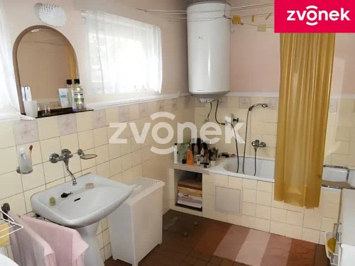 Prodej domu 200 m², pozemek 1075 m²