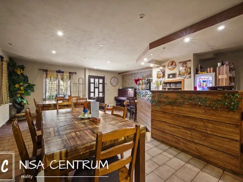 Prodej domu 272 m², pozemek 976 m²