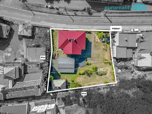 Prodej domu 213 m², pozemek 1424 m²