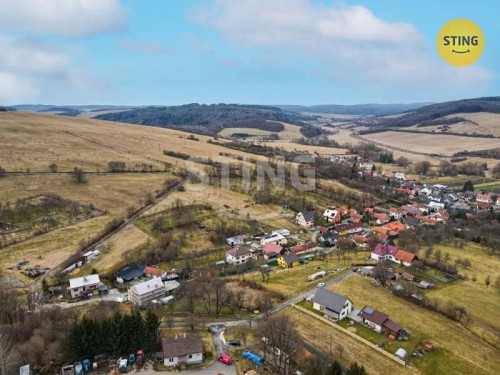 Prodej stavebního pozemku 807 m²