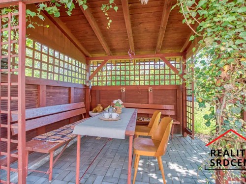 Prodej domu 229 m², pozemek 2123 m²