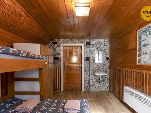 Prodej chaty 140 m², pozemek 73 m²