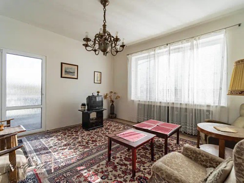 Prodej domu 330 m², pozemek 1144 m²