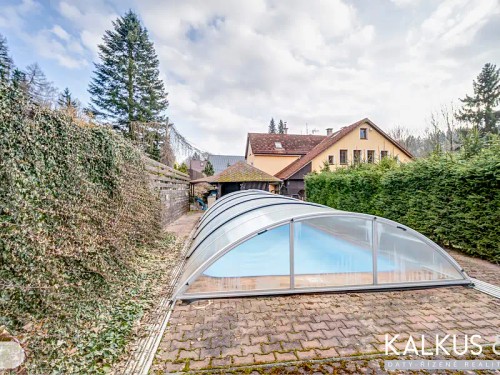 Prodej vily 490 m², pozemek 2450 m²