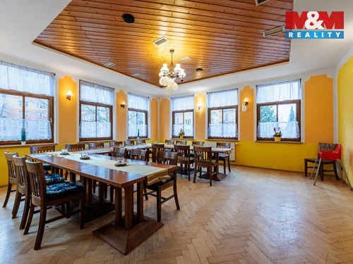 Prodej domu 664 m², pozemek 2367 m²