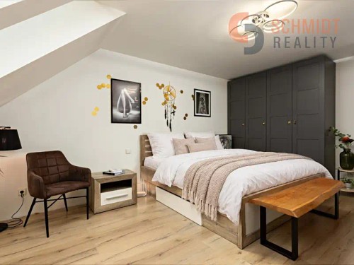 Prodej domu 242 m², pozemek 555 m²