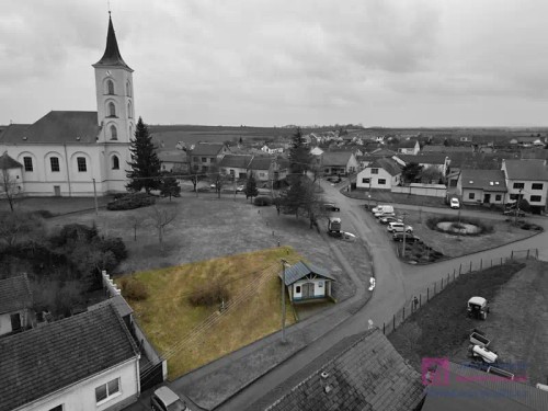 Prodej stavebního pozemku 444 m²