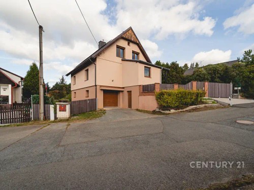 Prodej domu 131 m², pozemek 792 m²