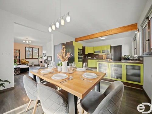 Prodej domu 202 m², pozemek 3752 m²