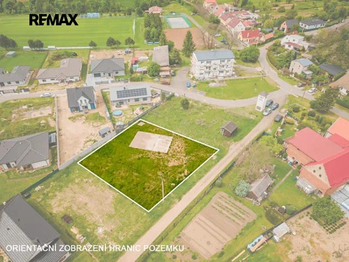 Prodej stavebního pozemku 1019 m²