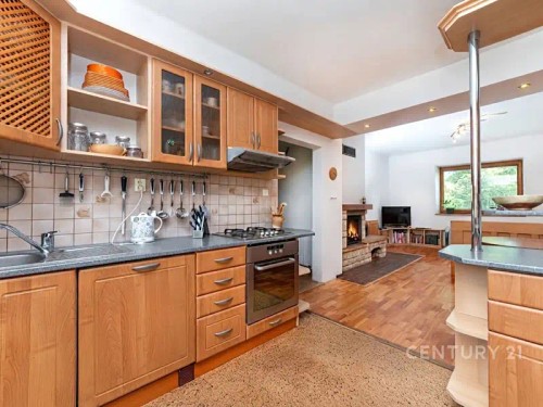 Prodej domu 202 m², pozemek 1087 m²