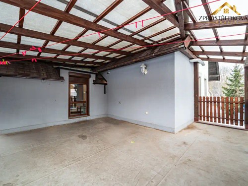 Prodej domu 229 m², pozemek 588 m²