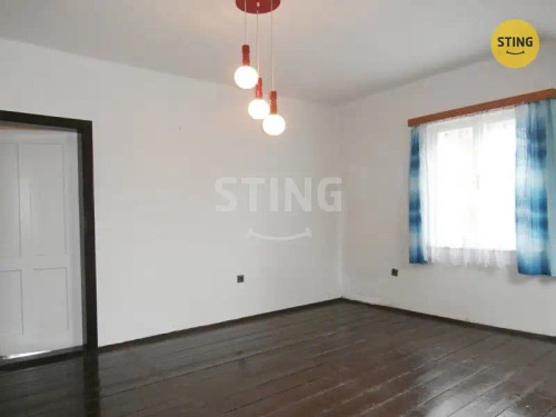 Prodej domu 200 m², pozemek 1747 m²