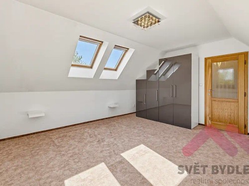 Prodej domu 189 m², pozemek 643 m²