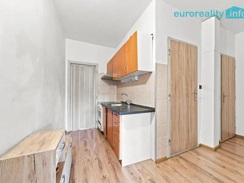Prodej bytu 2+1 42 m²