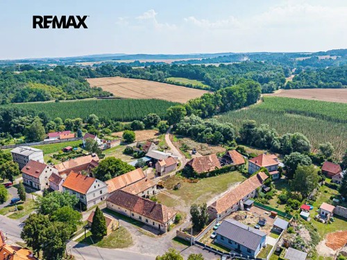 Prodej zemědělské usedlosti 400 m², pozemek 6191 m²