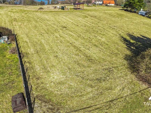 Prodej stavebního pozemku 1798 m²