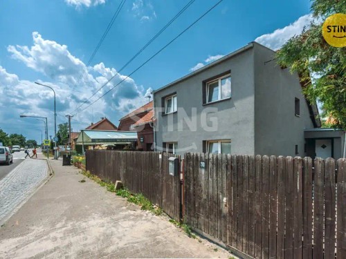 Prodej domu 200 m², pozemek 1235 m²