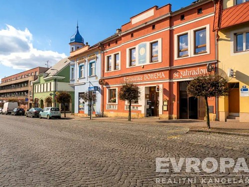 Prodej domu 330 m², pozemek 627 m²