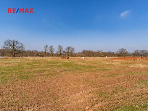 Prodej stavebního pozemku 905 m²