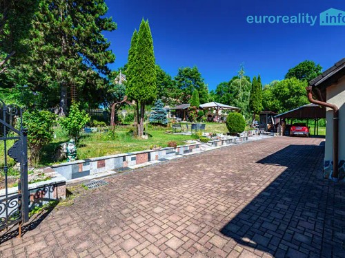 Prodej domu 250 m², pozemek 2807 m²