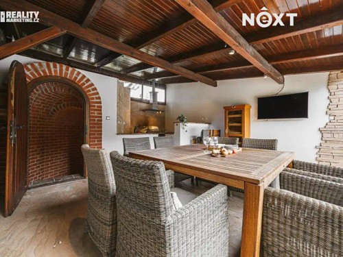 Prodej domu 382 m², pozemek 850 m²