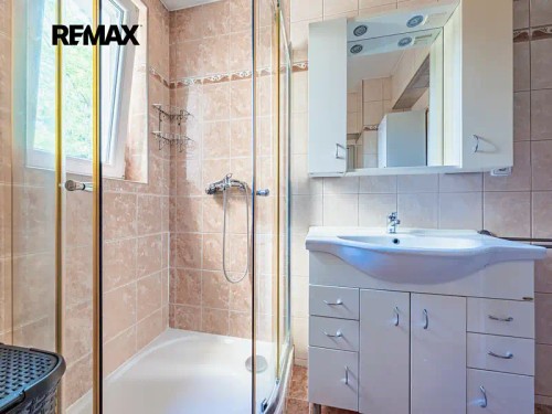 Prodej domu 260 m², pozemek 180 m²