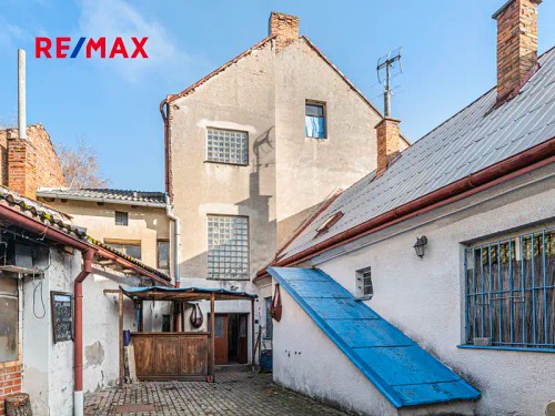 Prodej domu 382 m², pozemek 521 m²