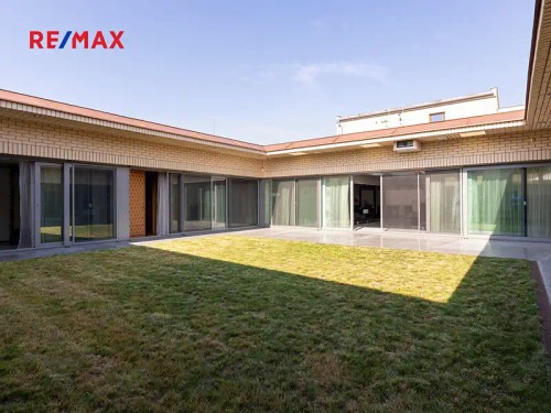 Prodej domu 365 m², pozemek 623 m²