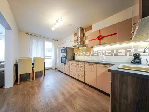 Prodej bytu 4+1 87 m²