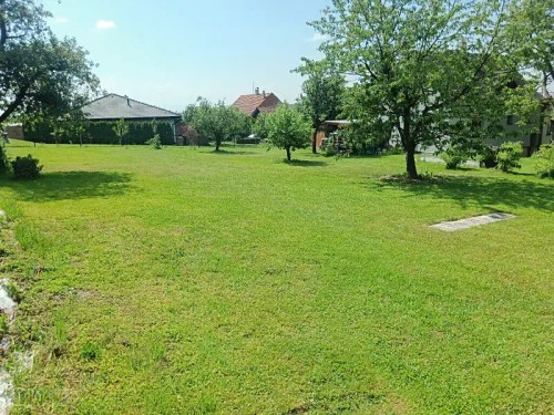Prodej stavebního pozemku 700 m²