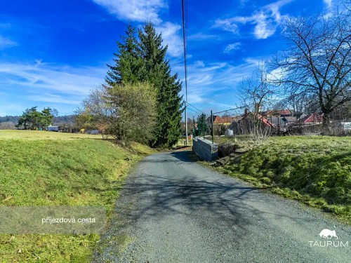 Prodej stavebního pozemku 1798 m²