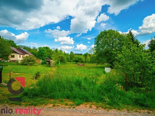 Prodej stavebního pozemku 1607 m²
