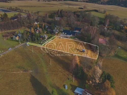 Prodej stavebního pozemku 4018 m²