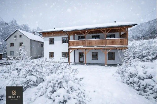 Prodej domu 218 m², pozemek 498 m²