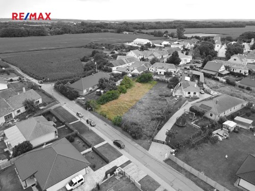 Prodej projektu 102 m², pozemek 810 m²