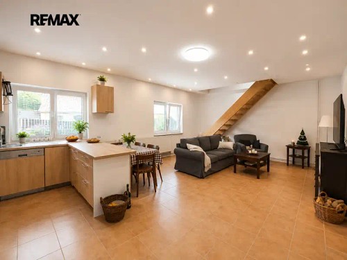 Prodej domu 224 m², pozemek 10114 m²