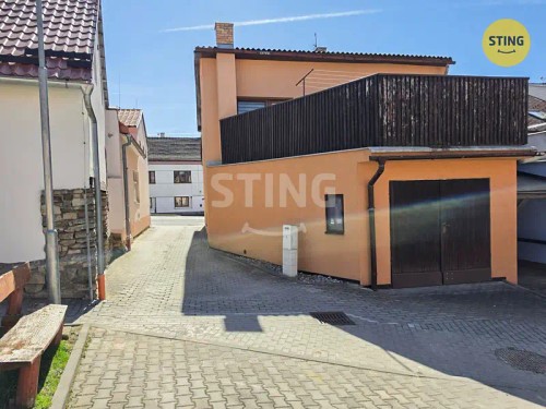 Prodej domu 298 m², pozemek 158 m²