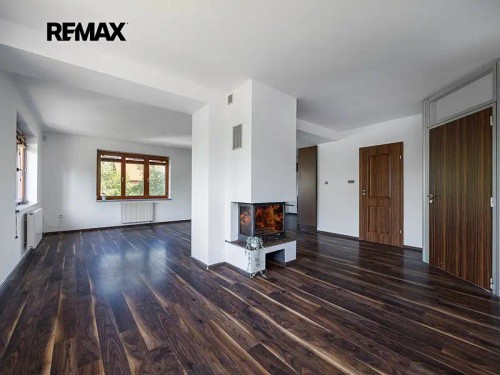 Prodej domu 210 m², pozemek 1140 m²