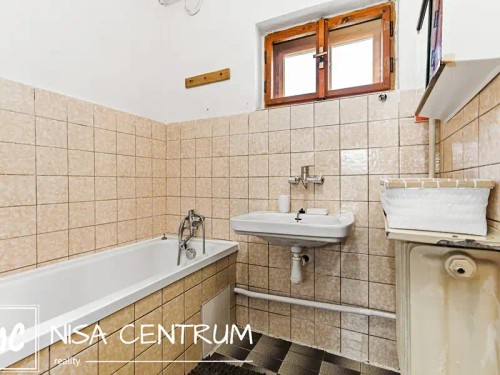 Prodej domu 220 m², pozemek 1945 m²