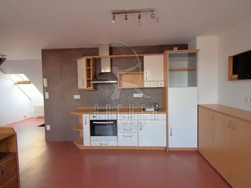 Prodej domu 325 m², pozemek 304 m²