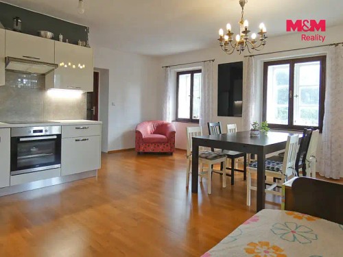 Prodej domu 254 m², pozemek 3284 m²