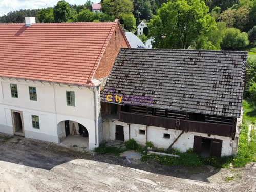 Prodej chalupy 700 m², pozemek 2500 m²