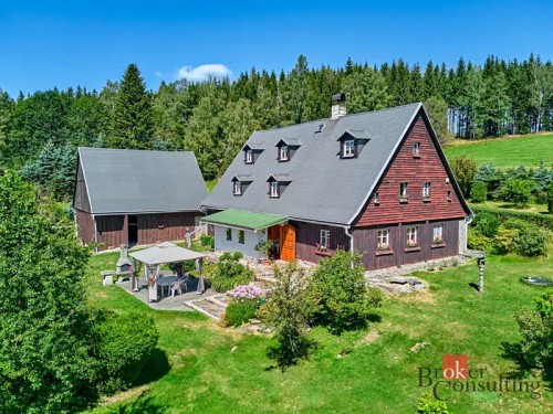 Prodej domu 593 m², pozemek 4516 m²