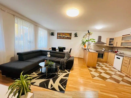 Prodej bytu 4+kk 92 m²