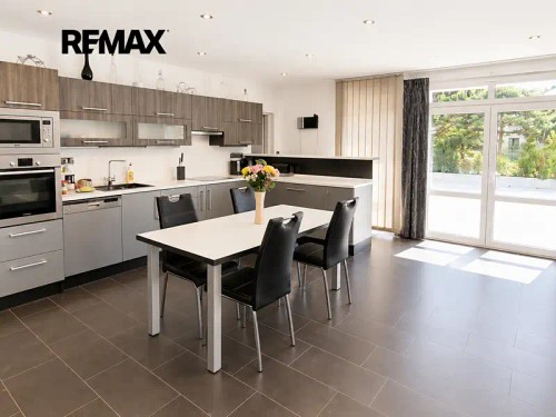 Prodej domu 524 m², pozemek 1519 m²