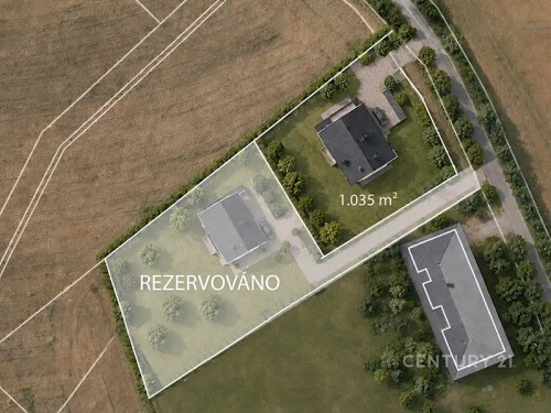 Prodej stavebního pozemku 1035 m²