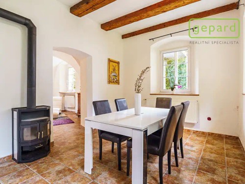 Prodej domu 295 m², pozemek 9233 m²