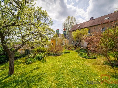 Prodej domu 330 m², pozemek 1180 m²